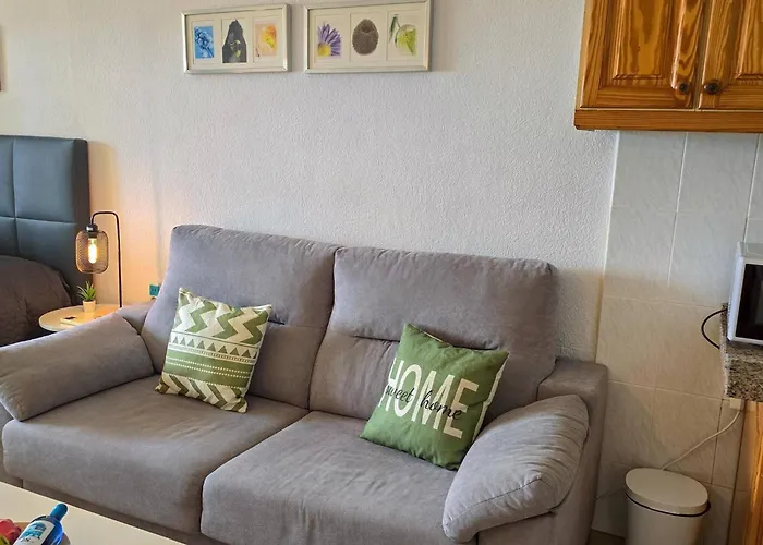 Cosy Place With Sea View By Helloapartments 아파트 *