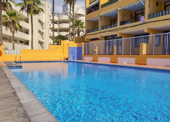 Cosy Place With Sea View By Helloapartments 아파트 *