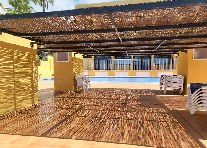 Cosy Place With Sea View By Helloapartments *